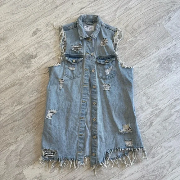 LONG DISTRESSED DENIM VEST - Picture 1 of 4